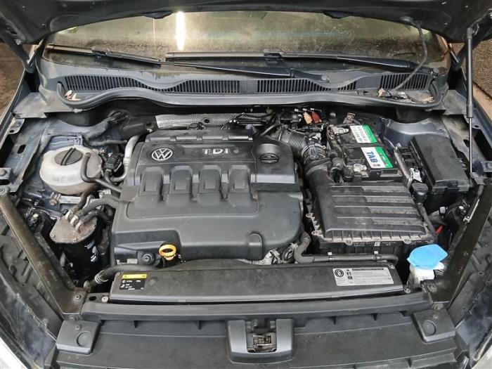 Gebruikte Motor Volkswagen Golf Sportsvan (AUVS) 1.6 TDI 16V Prijs op aanvraag aangeboden door Autohandel-Smet Gebroeders NV