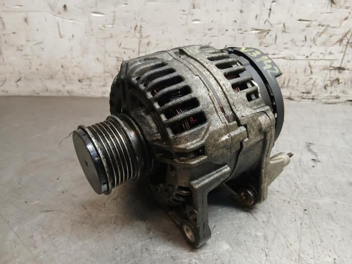 Gebruikte Dynamo Volkswagen Crafter 2.5 TDI 30/32/35/46/50 Prijs € 90,75 Inclusief btw aangeboden door Autohandel-Smet Gebroeders NV