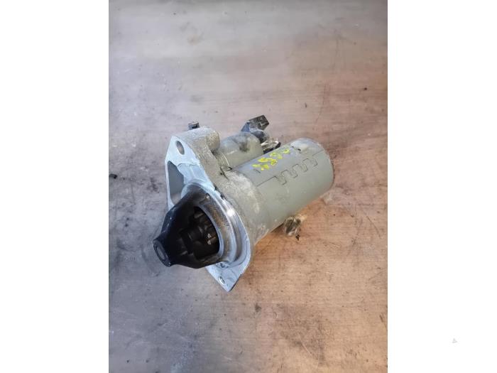Gebruikte Startmotor Peugeot 208 I (CA/CC/CK/CL) 1.2 Vti 12V PureTech Prijs op aanvraag aangeboden door Autohandel-Smet Gebroeders NV