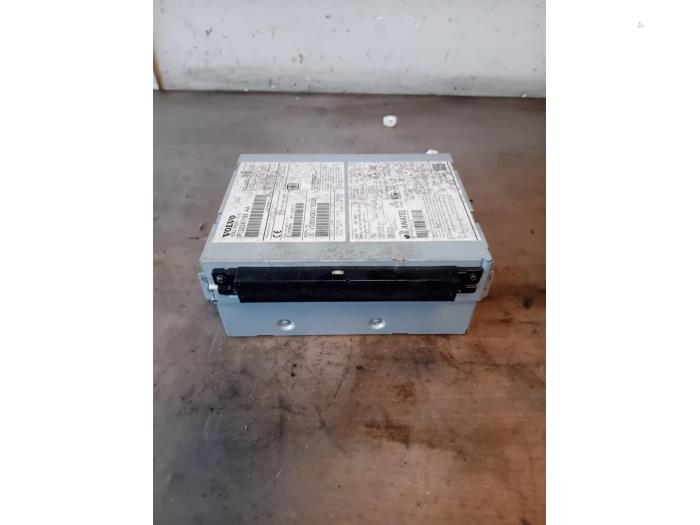 Gebruikte Module Navigatie Volvo V40 (MV) 2.0 D2 16V Prijs op aanvraag aangeboden door Autohandel-Smet Gebroeders NV