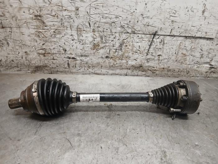 Gebruikte Steekas links-voor Seat Leon (5FB) 1.6 TDI 16V Prijs € 121,00 Inclusief btw aangeboden door Autohandel-Smet Gebroeders NV