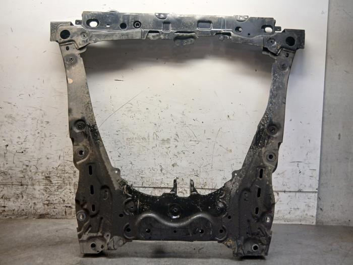 Gebruikte Subframe Dacia Sandero III Prijs € 363,00 Inclusief btw aangeboden door Autohandel-Smet Gebroeders NV