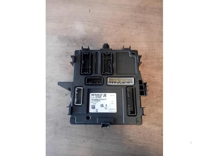 Gebruikte Bodycontrol Module Dacia Sandero III Prijs € 181,50 Inclusief btw aangeboden door Autohandel-Smet Gebroeders NV