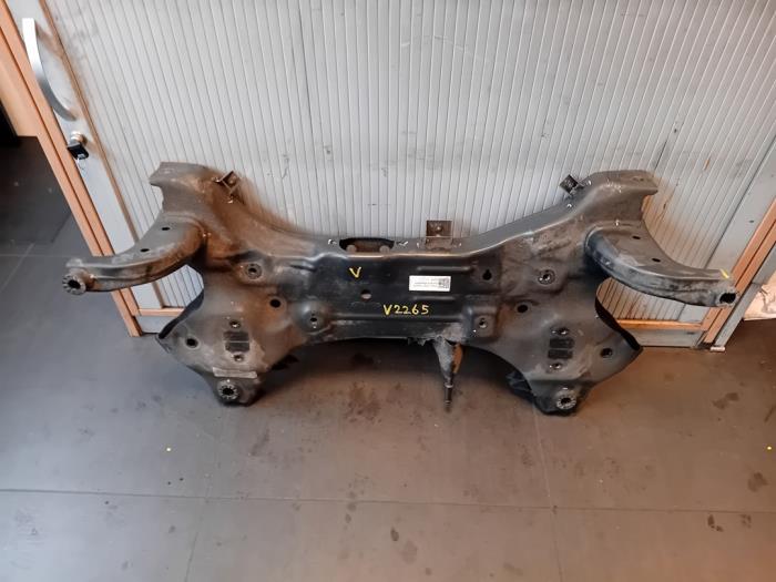 Gebruikte Subframe Hyundai i30 Wagon (PDEF) 1.5 T-GDI 16V Hybrid 48V Prijs op aanvraag aangeboden door Autohandel-Smet Gebroeders NV