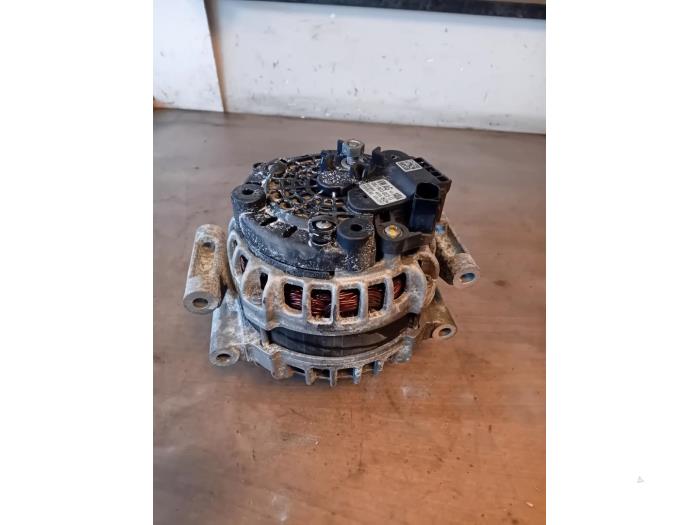 Gebruikte Dynamo Volkswagen Polo V (6R) 1.8 GTI 16V Prijs op aanvraag aangeboden door Autohandel-Smet Gebroeders NV
