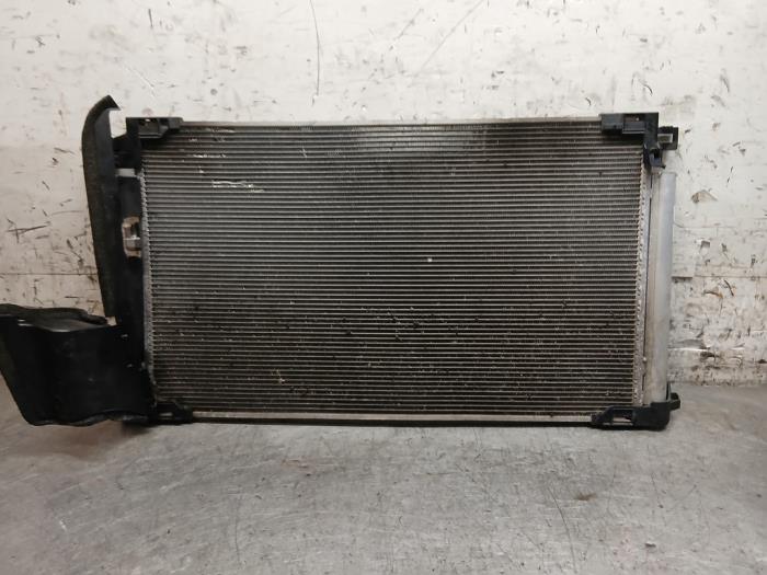 Gebruikte Airco Condensor Toyota Yaris Cross (PB1/PJ1) 1.5 12V Hybrid 115 Prijs € 90,75 Inclusief btw aangeboden door Autohandel-Smet Gebroeders NV