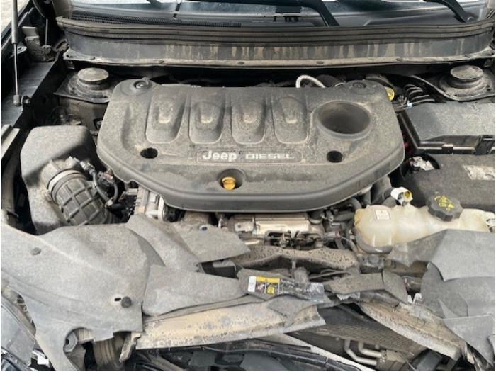 Gebruikte Motor Jeep Cherokee (KL) Prijs op aanvraag aangeboden door Autohandel-Smet Gebroeders NV