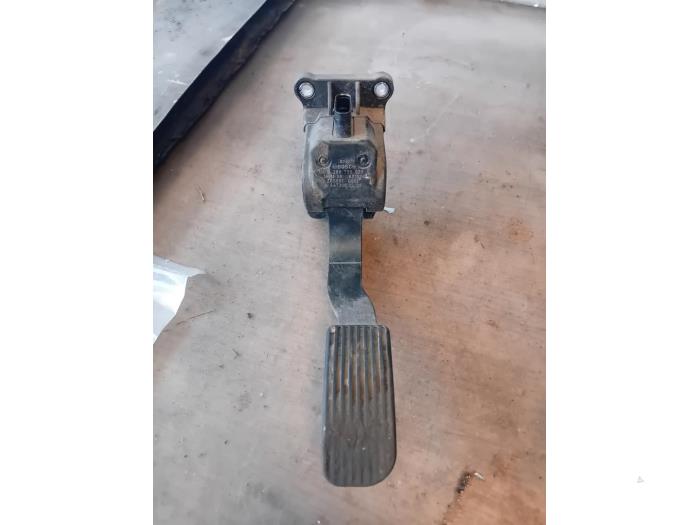 Gebruikte Gaspedaalpositie Sensor Mercedes Sprinter 5t (906.15/906.25) 519 CDI, BlueTEC V6 24V Prijs op aanvraag aangeboden door Autohandel-Smet Gebroeders NV