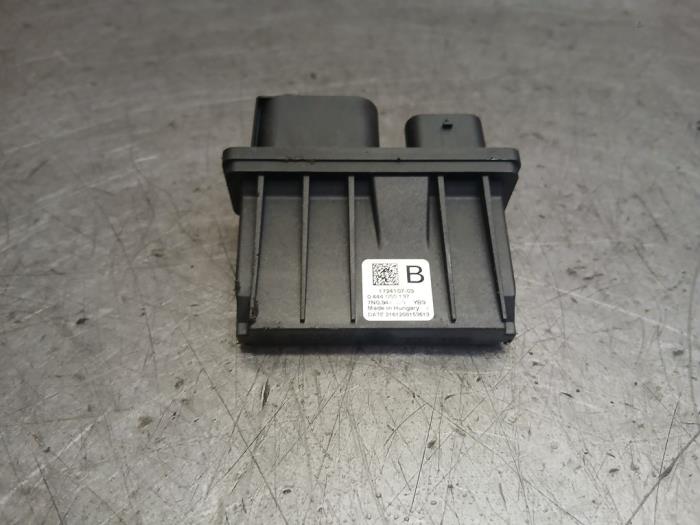 Gebruikte Adblue Computer Seat Alhambra (7N) 2.0 TDI 16V Prijs € 30,25 Inclusief btw aangeboden door Autohandel-Smet Gebroeders NV