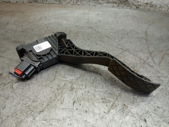 Gebruikte Gaspedaalpositie Sensor Volkswagen Touran (5T1) 1.4 TSI Prijs € 60,50 Inclusief btw aangeboden door Autohandel-Smet Gebroeders NV