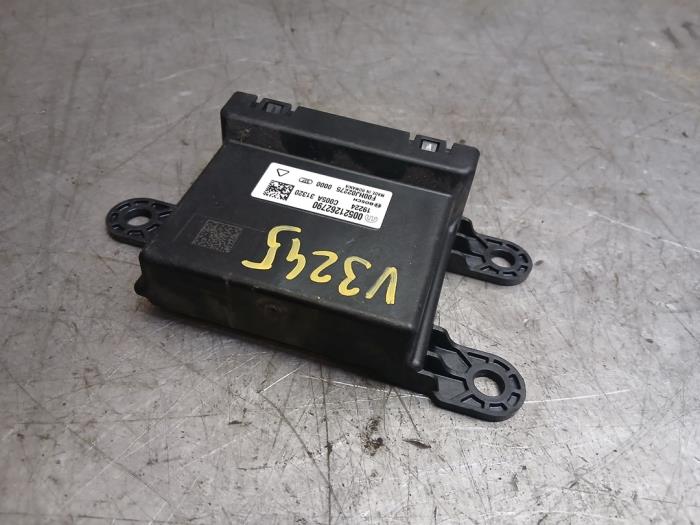 Gebruikte Sam module Jeep Renegade (BU) 1.0 GSE T3 12V Prijs € 60,50 Inclusief btw aangeboden door Autohandel-Smet Gebroeders NV