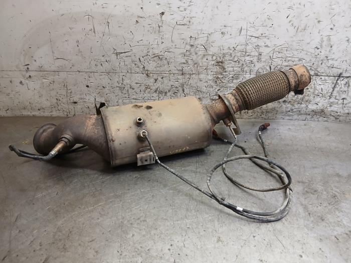 Gebruikte Roetfilter Volkswagen Amarok 2.0 BiTDI 16V 163 Prijs € 605,00 Inclusief btw aangeboden door Autohandel-Smet Gebroeders NV
