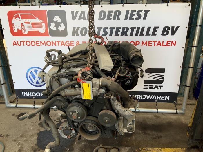 Gebruikte Motor Mercedes C Sportcoupé (C203) 2.0 C-180 16V Prijs € 385,00 Margeregeling aangeboden door Autodemontage van der Iest