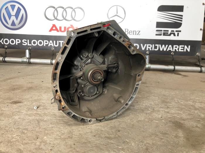 Gebruikte Versnellingsbak Mercedes C Combi (S203) 2.0 C-200K 16V Prijs € 199,99 Margeregeling aangeboden door Autodemontage van der Iest