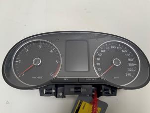 Gebruikte Cockpit Volkswagen Polo V (6R) 1.2 TDI 12V BlueMotion Prijs € 75,00 Margeregeling aangeboden door Autodemontage van der Iest