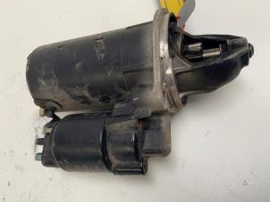 Gebruikte Startmotor Mercedes C (W202) 2.0 C-200 CGI 16V Prijs € 30,00 Margeregeling aangeboden door Autodemontage van der Iest
