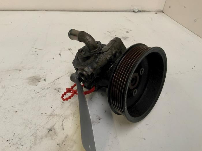 Gebruikte Stuurpomp Seat Leon (1M1) 1.6 16V Prijs € 25,00 Margeregeling aangeboden door Autodemontage van der Iest
