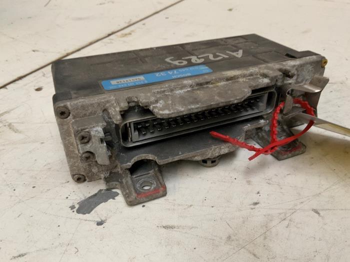 Gebruikte Computer ABS Mercedes C (W202) 2.0 C-200D Prijs € 35,00 Margeregeling aangeboden door Autodemontage van der Iest