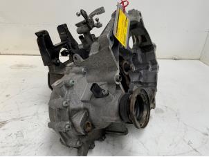 Gebruikte Versnellingsbak Volkswagen Polo IV (9N1/2/3) 1.2 Prijs € 225,00 Margeregeling aangeboden door Autodemontage van der Iest