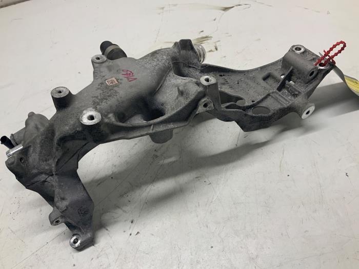 Gebruikte Dynamosteun onder Mercedes A (W176) 1.8 A-200 CDI 16V Prijs € 60,50 Inclusief btw aangeboden door Autodemontage van der Iest