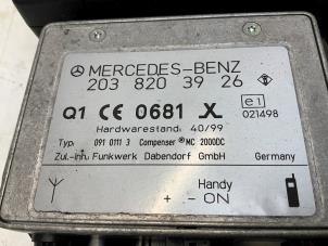 Gebruikte Antenne Versterker Mercedes CLK (W208) 2.3 230K Evo 16V Prijs € 20,00 Margeregeling aangeboden door Autodemontage van der Iest