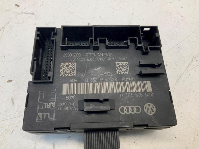 Gebruikte Module Bodycontrol Audi A1 (8X1/8XK) 1.6 TDI 16V Prijs € 35,00 Margeregeling aangeboden door Autodemontage van der Iest