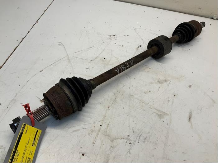 Gebruikte Aandrijfas rechts-voor Fiat Panda (169) 1.2 Fire Natural Power Prijs € 30,00 Margeregeling aangeboden door Autodemontage van der Iest