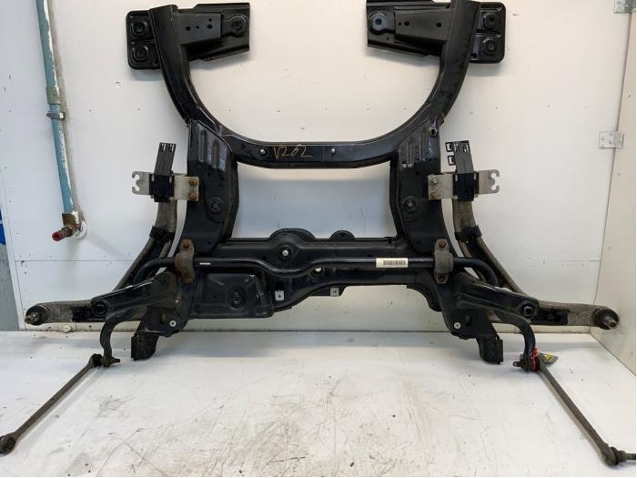 Gebruikte Subframe Mercedes A (W176) 2.2 A-220 CDI 16V Prijs op aanvraag aangeboden door Autodemontage van der Iest