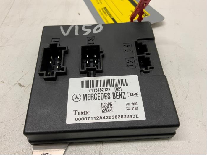 Gebruikte BCM Mercedes E Combi (S211) 3.2 E-320 CDI 24V Prijs € 27,50 Margeregeling aangeboden door Autodemontage van der Iest