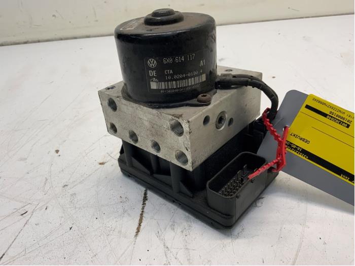 Gebruikte ABS Pomp Volkswagen Lupo (6X1) 1.0 MPi 50 Prijs € 30,00 Margeregeling aangeboden door Autodemontage van der Iest