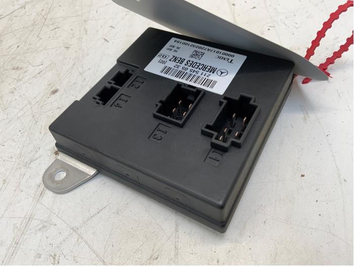 Gebruikte BCM Mercedes E (VF211) 2.7 E-270 CDI 20V Prijs € 40,00 Margeregeling aangeboden door Autodemontage van der Iest