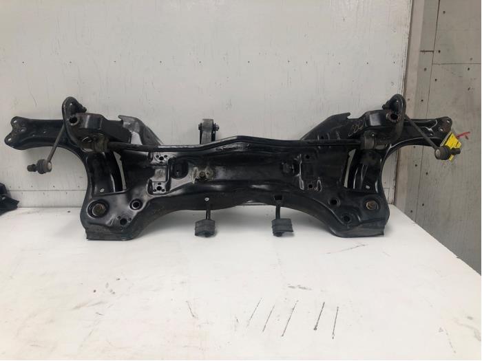 Gebruikte Subframe Volkswagen Polo V (6R) 1.2 TDI 12V BlueMotion Prijs € 85,00 Margeregeling aangeboden door Autodemontage van der Iest