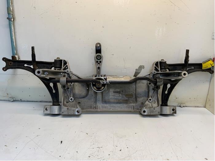 Gebruikte Subframe Skoda Octavia Combi (1Z5) 2.0 TDI PD 16V Prijs € 49,99 Margeregeling aangeboden door Autodemontage van der Iest