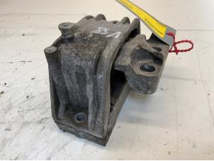 Gebruikte Motorsteun Skoda Octavia Combi (1Z5) 2.0 TDI PD 16V Prijs € 17,50 Margeregeling aangeboden door Autodemontage van der Iest