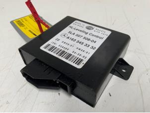 Gebruikte Module Verlichting Mercedes ML I (163) 400 4.0 CDI V8 32V Prijs € 47,50 Margeregeling aangeboden door Autodemontage van der Iest