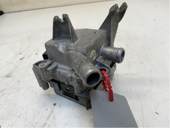 Gebruikte Warmtewisselaar Mercedes E Combi (S210) 2.2 E-220 CDI 16V Prijs € 20,00 Margeregeling aangeboden door Autodemontage van der Iest