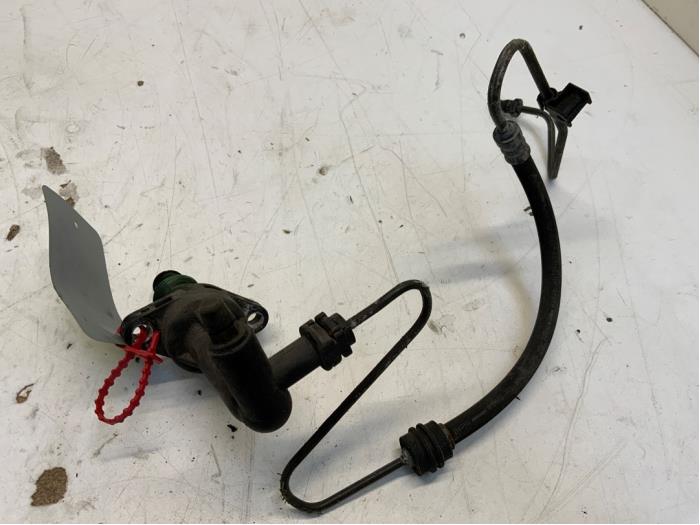 Gebruikte Koppeling Hulp Cilinder Volkswagen Polo IV (9N1/2/3) 1.2 Prijs € 23,00 Margeregeling aangeboden door Autodemontage van der Iest