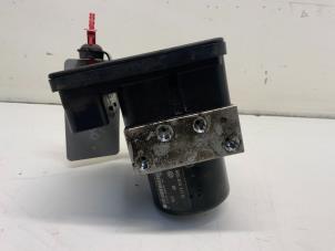 Gebruikte ABS Pomp Volkswagen Polo IV (9N1/2/3) 1.2 Prijs € 45,00 Margeregeling aangeboden door Autodemontage van der Iest