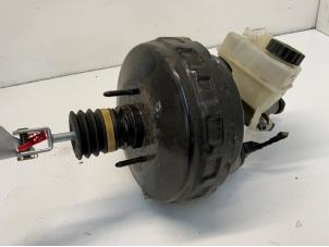 Gebruikte Rembekrachtiger Mercedes SLK (R171) 3.5 350 V6 24V Prijs € 75,00 Margeregeling aangeboden door Autodemontage van der Iest