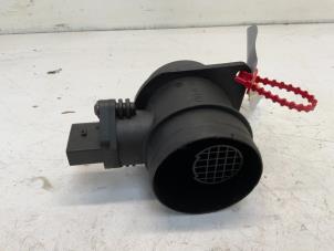 Gebruikte Luchthoeveelheidsmeter Seat Ibiza III (6L1) 1.9 TDI 100 Prijs € 20,00 Margeregeling aangeboden door Autodemontage van der Iest