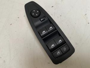 Gebruikte Ruit schakelaar elektrisch BMW 3 serie Gran Turismo (F34) 320d xDrive 2.0 16V Prijs € 69,00 Margeregeling aangeboden door Autodemontage van der Iest