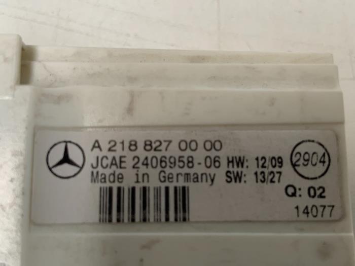 Uurwerk van een Mercedes-Benz E (W212) E-220 CDI 16V BlueEfficiency,BlueTEC 2014