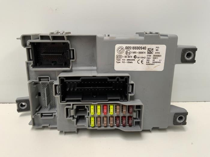 Gebruikte Computer Body Control Fiat Punto Evo (199) 1.3 JTD Multijet 85 16V Euro 5 Prijs € 49,99 Margeregeling aangeboden door Autodemontage van der Iest