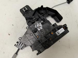 Gebruikte Deurslot Mechaniek 4Deurs links-voor Mercedes C Estate (S205) C-250 CDI BlueTEC, C-250 d 2.2 16V Prijs € 60,49 Inclusief btw aangeboden door Autodemontage van der Iest