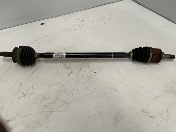 Gebruikte Aandrijfas rechts-voor Volkswagen Up! (121) 1.0 12V 75 Prijs € 60,00 Margeregeling aangeboden door Autodemontage van der Iest