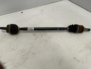 Gebruikte Homokineetas rechts-voor Volkswagen Up! (121) 1.0 12V 75 Prijs € 60,00 Margeregeling aangeboden door Autodemontage van der Iest