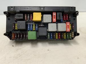 Gebruikte Zekeringkast Mercedes E (W212) E-300 BlueTec Hybrid V6 24V Prijs € 149,99 Margeregeling aangeboden door Autodemontage van der Iest