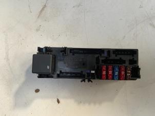 Gebruikte Zekeringkast Mercedes E (W210) 3.0 E-300D Turbo 24V Prijs € 19,99 Margeregeling aangeboden door Autodemontage van der Iest