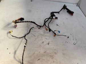 Gebruikte Bedrading Compleet Elektrisch Volkswagen Golf VI (5K1) 1.2 TSI BlueMotion Prijs € 24,99 Margeregeling aangeboden door Autodemontage van der Iest