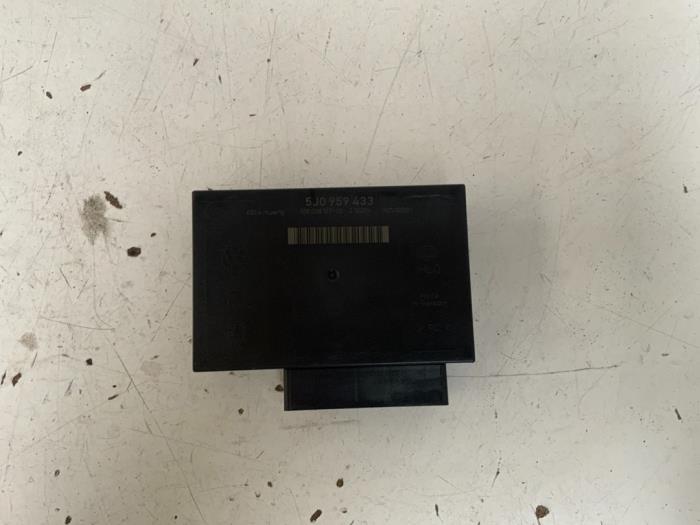 Gebruikte Module Bodycontrol Skoda Fabia II (5J) 1.2i Prijs € 50,00 Margeregeling aangeboden door Autodemontage van der Iest